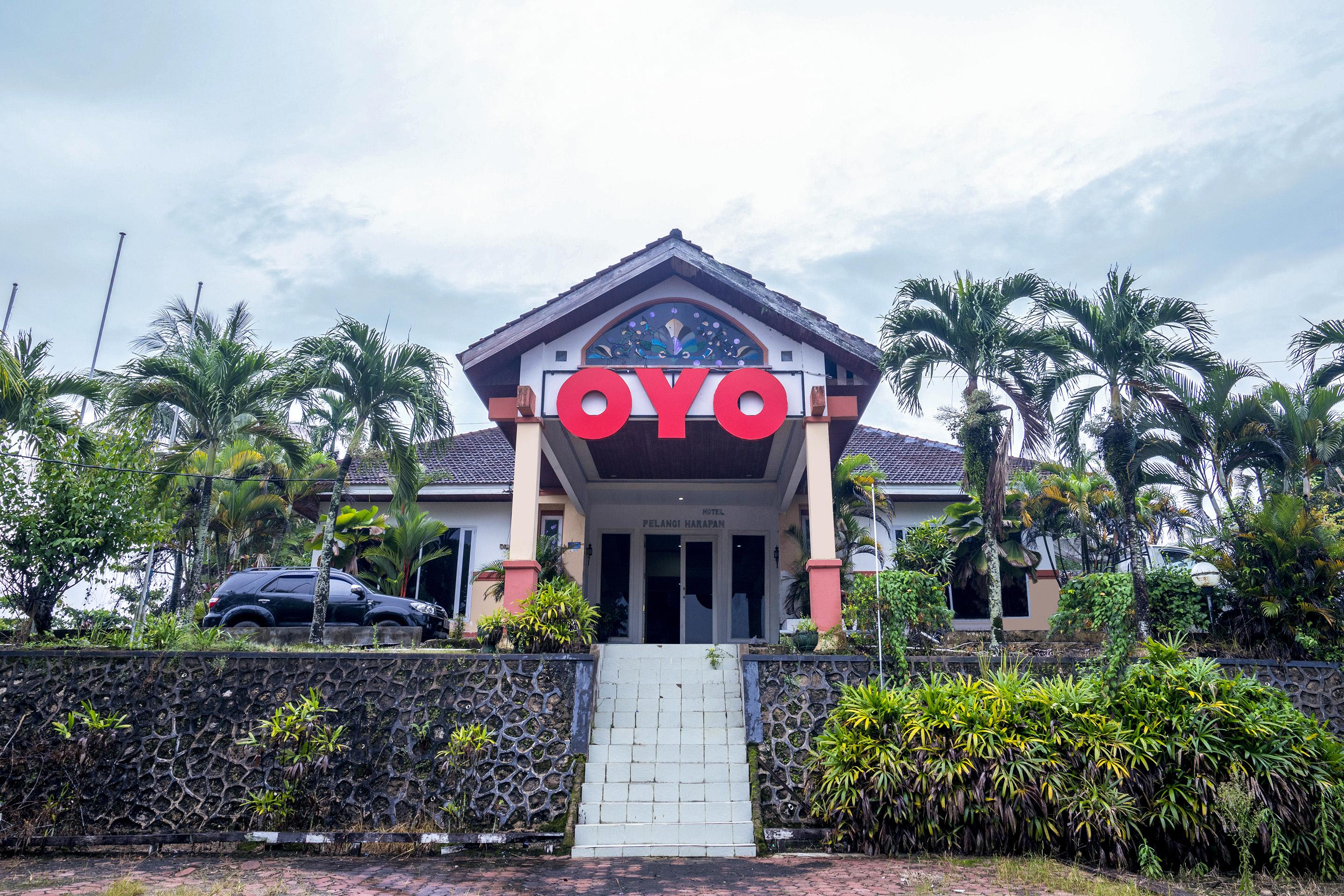 Oyo 1989 Hotel Pelangi Harapan Samarinda Exteriör bild